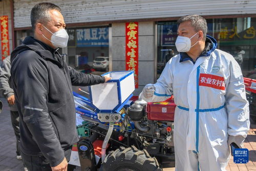 中國經(jīng)濟(jì)十問 洞悉挑戰(zhàn)與機(jī)遇，把握發(fā)展脈搏