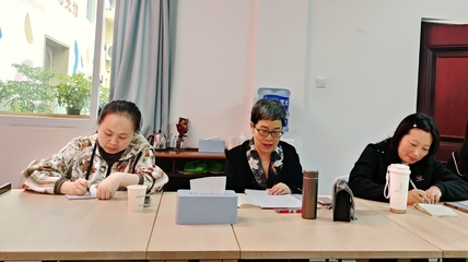 深化專業引領，共筑心理防線——眉山開展心理咨詢案例督導活動暨社會心理服務研討會紀實